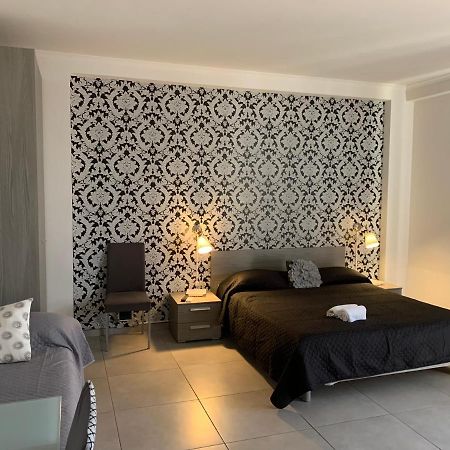 Aparthotel Raggio Di Sole San Cesareo Exteriér fotografie