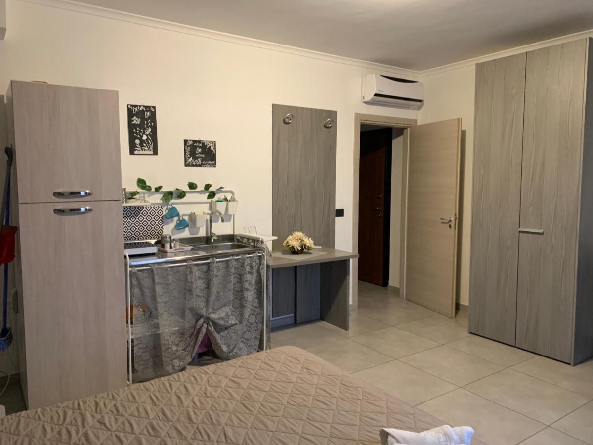 Aparthotel Raggio Di Sole San Cesareo Exteriér fotografie