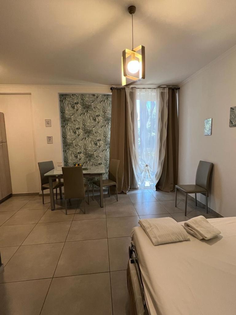 Aparthotel Raggio Di Sole San Cesareo Exteriér fotografie