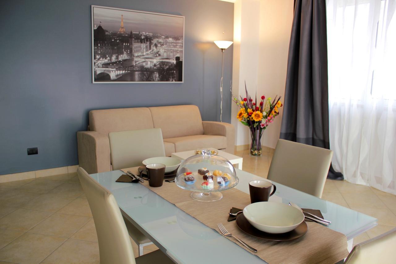 Aparthotel Raggio Di Sole San Cesareo Exteriér fotografie